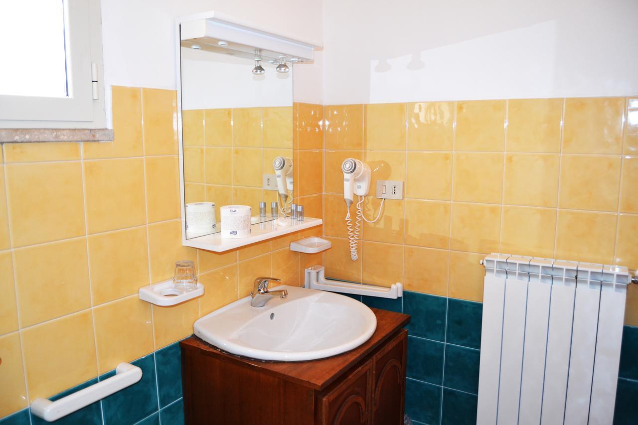 Tenuta Gran Paradiso Hotel Palombara Sabina ภายนอก รูปภาพ