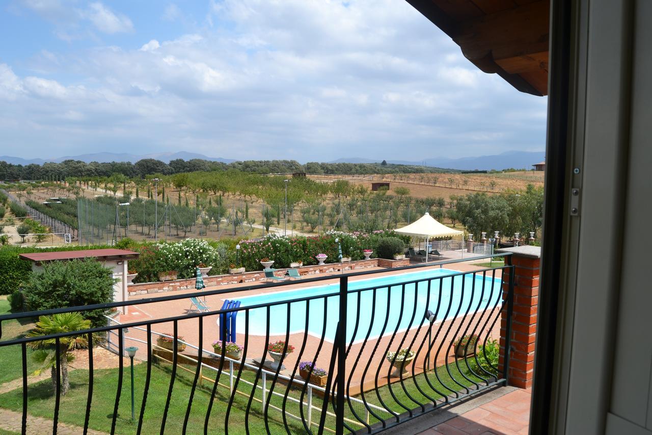 Tenuta Gran Paradiso Hotel Palombara Sabina ภายนอก รูปภาพ