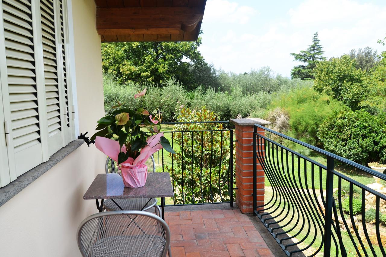 Tenuta Gran Paradiso Hotel Palombara Sabina ภายนอก รูปภาพ